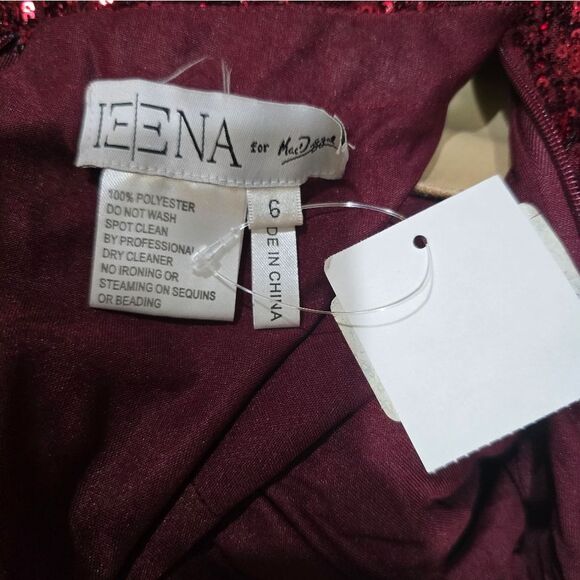 Mac Duggal 26395 Faux Wrap Long Sleeve Sequin Gown New Size 6 Wine Red - Picture 6 of 6